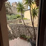 Castello 2 Apartment