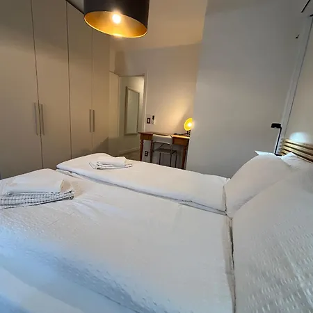 Castello 2 Apartment *