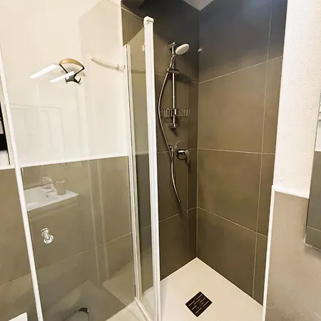 Castello 2 Apartment *